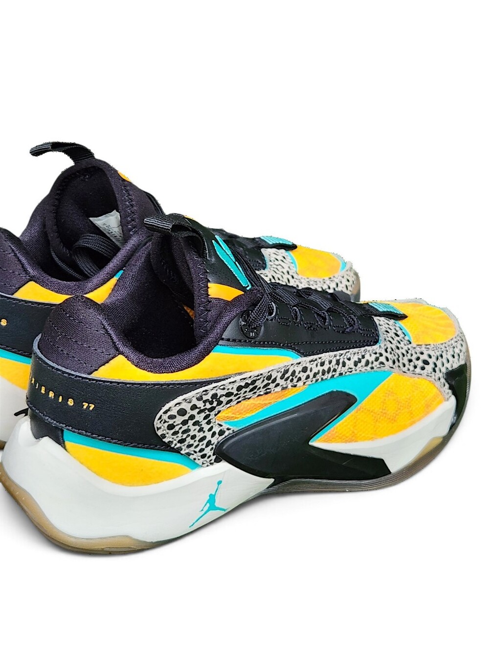 Jordan Luka 2 The Pitch Big Girls Size 3.5 Youth Athletic-Casual Sneakers Shoes - Picture 11 of 16